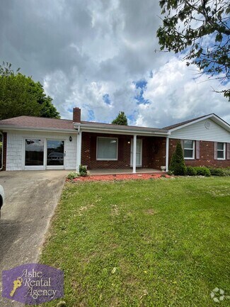 Building Photo - Charming 3bd/2ba House In West Jefferson