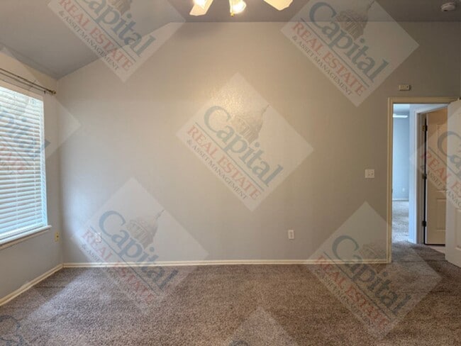 Building Photo - 1720 Briarcreek