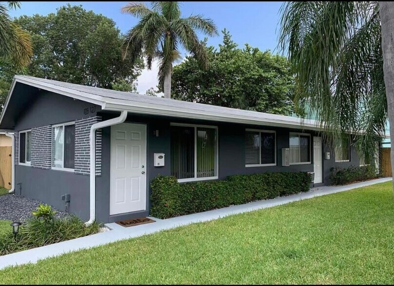 Building Photo - 125 NE 30th Ct