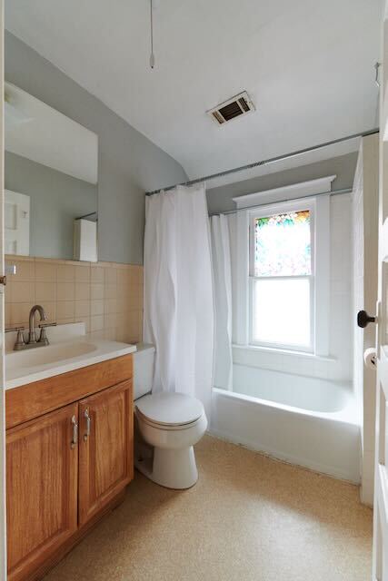 Bathroom - 1606 6th St NE