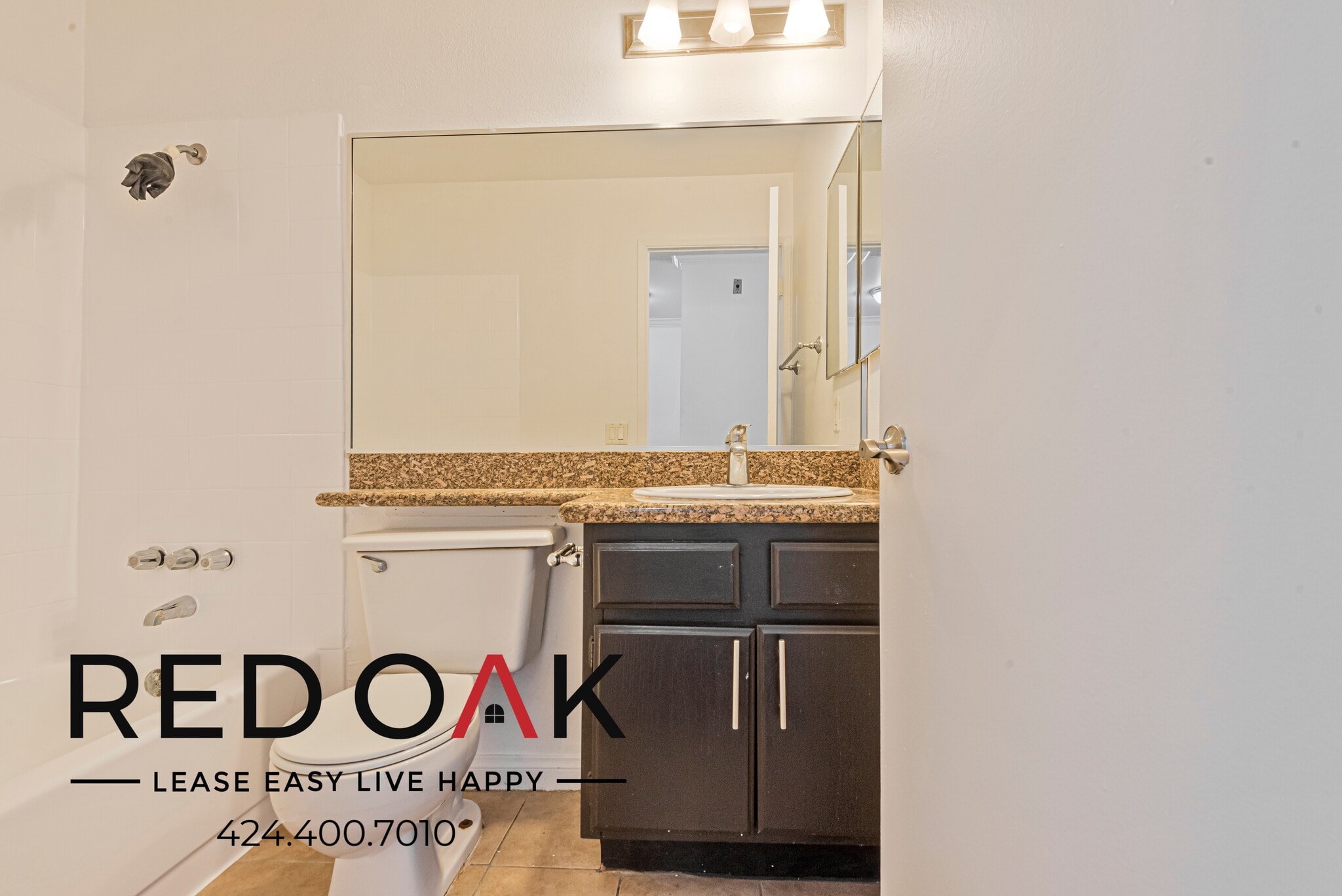 Building Photo - 1522 N Formosa Ave