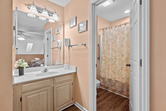 Building Photo - All Inclusive Seasonal Rental Available NOW-3/31/2026