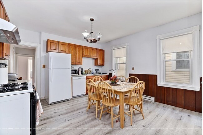 Building Photo - 748 Boylston St
