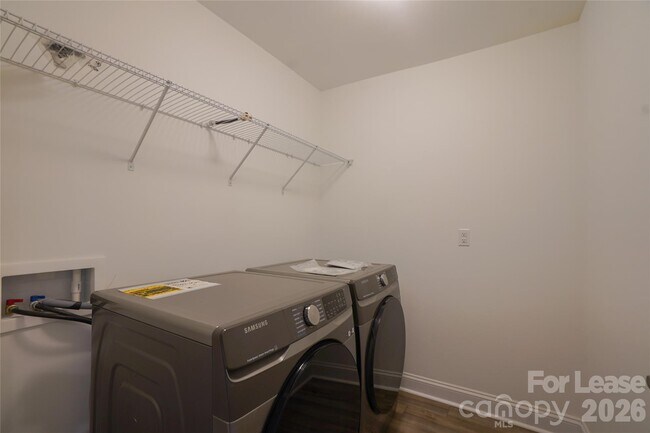 Building Photo - 11224 Smokethorn Dr NW