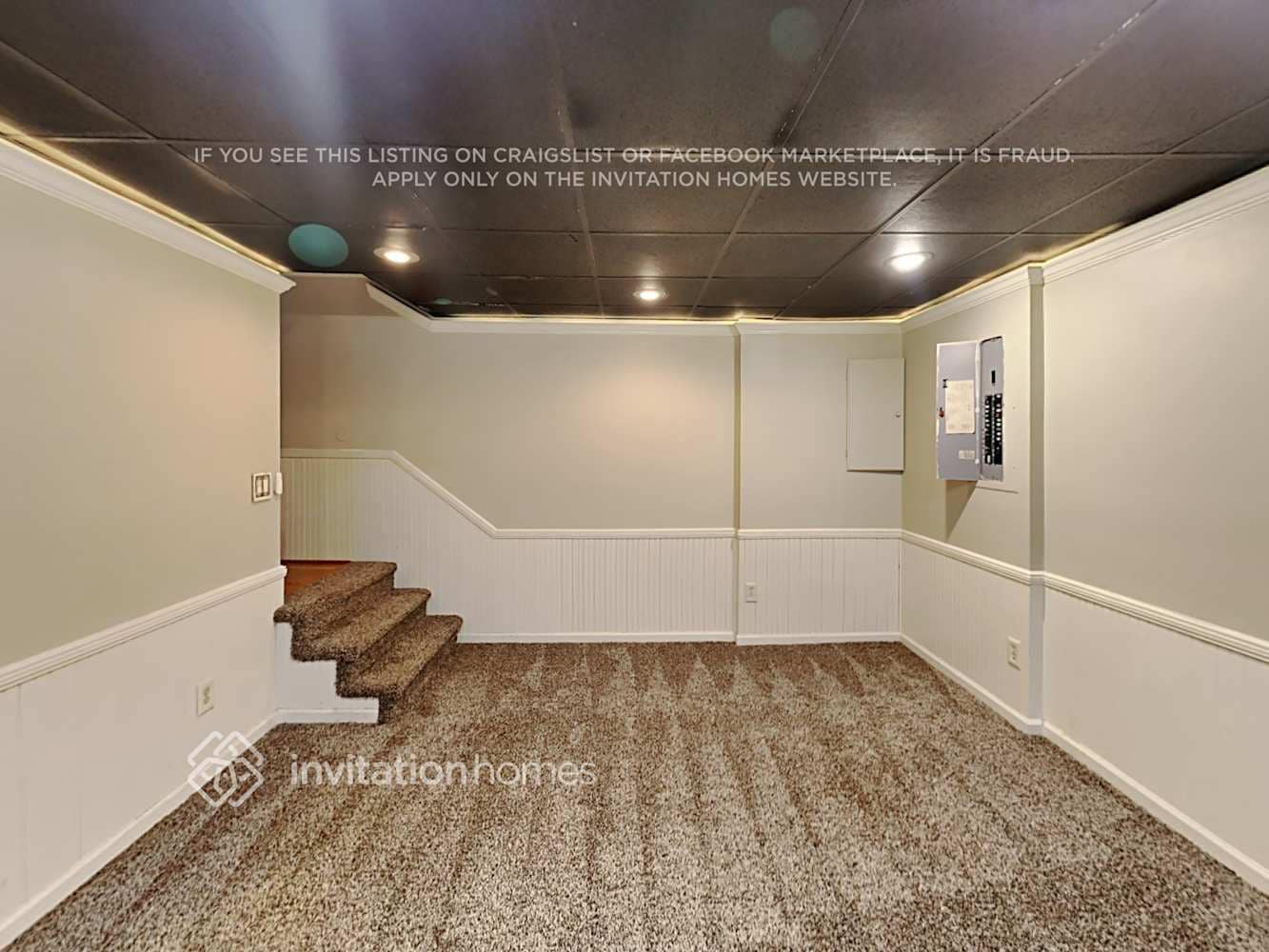 Building Photo - 4881 Tree Tops Dr