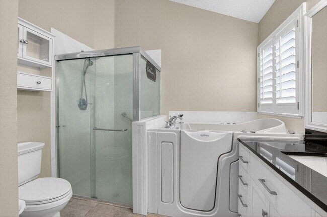 Building Photo - 9336 Water Course Way
