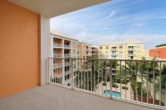 Building Photo - 804 E Windward Way