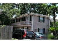 Building Photo - 5516 S Robertson St