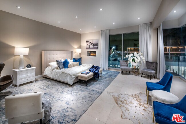 Building Photo - 4533 Estrondo Dr