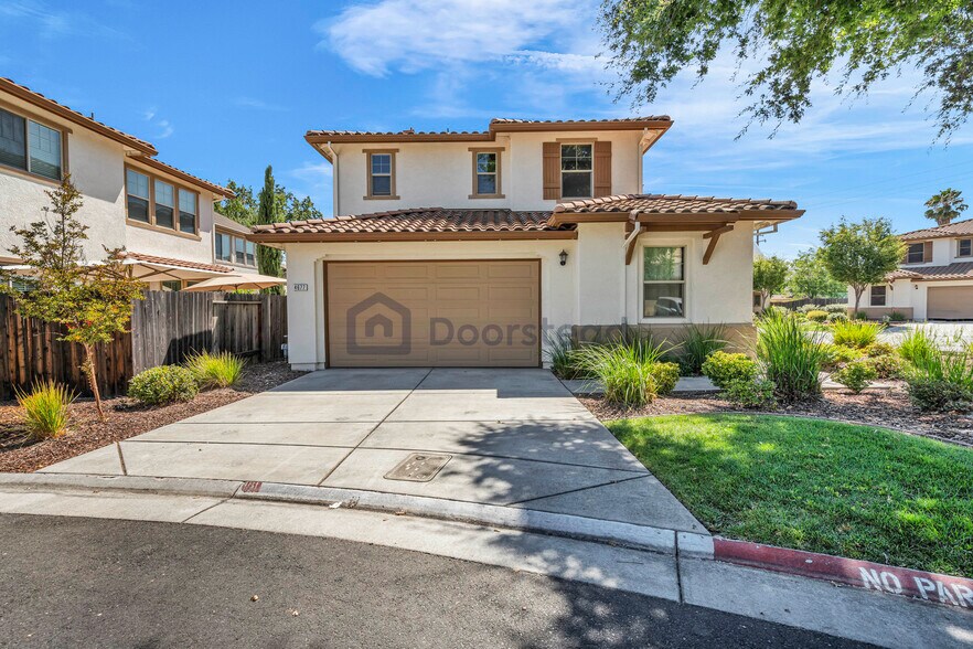 Primary Photo - 4677 Lue Ln