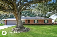 Building Photo - 104 Lighter Log Ln