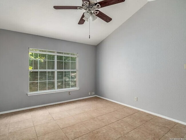 Building Photo - 3936 Heritage Hill Dr