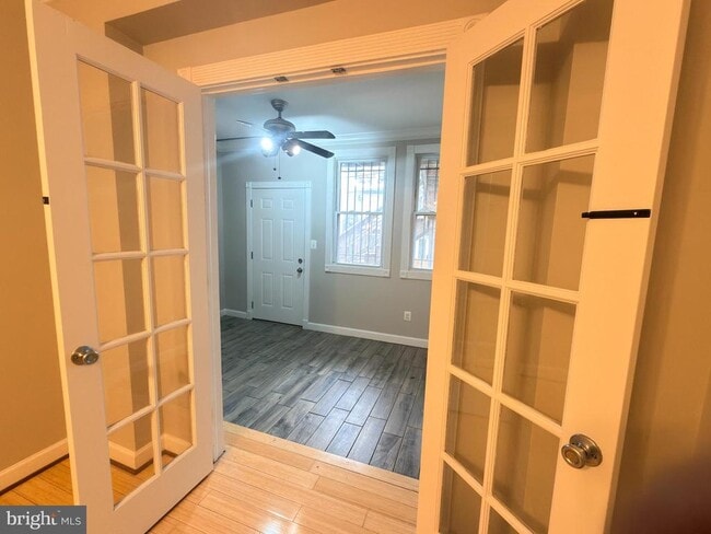 Building Photo - 1246 Queen St NE