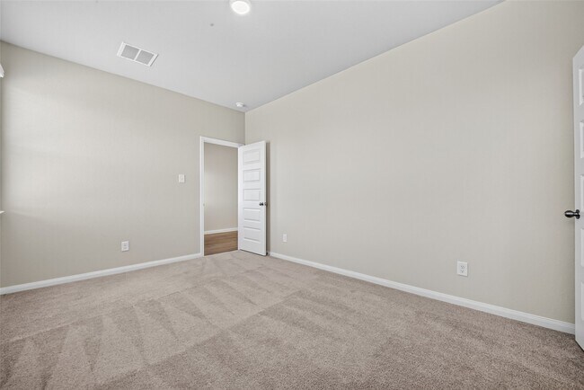 Building Photo - 13758 Goldeye Dr