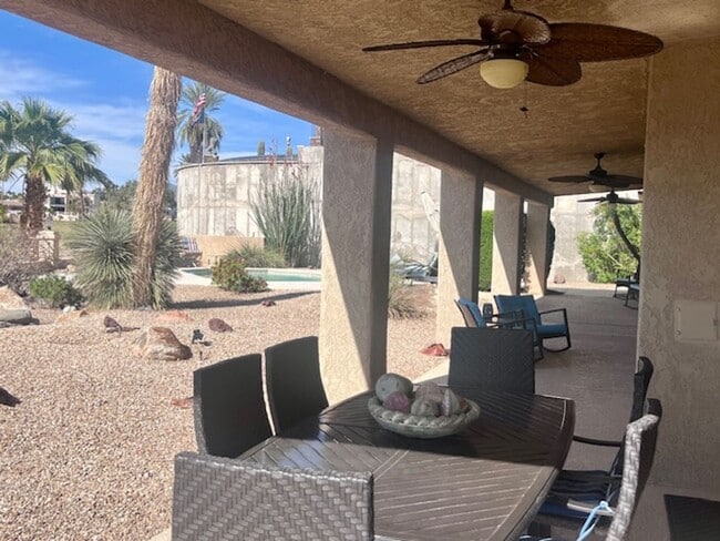 Building Photo - Golf Course Pool Home with 4 Bedrooms!