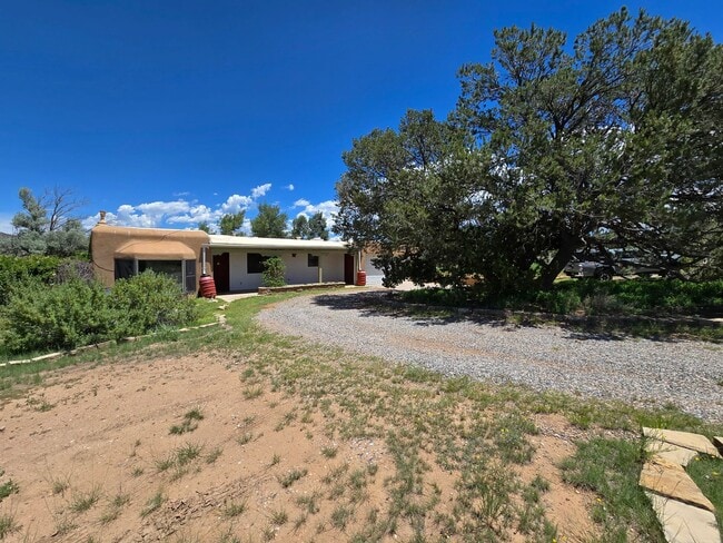 Building Photo - 14 Conchas Loop