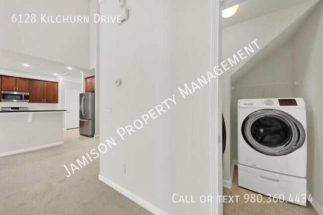 Building Photo - 6128 Kilchurn Dr