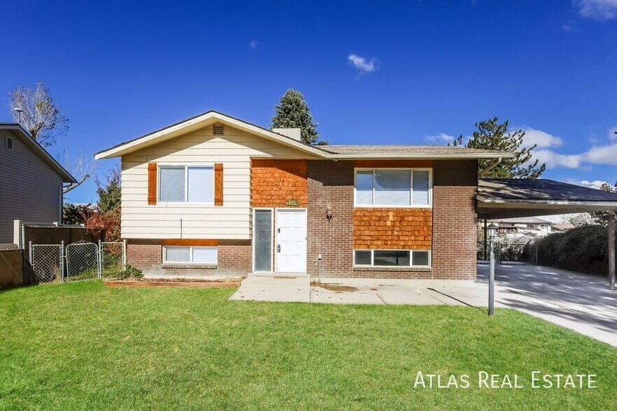 Primary Photo - 3748 W Lewisport Dr