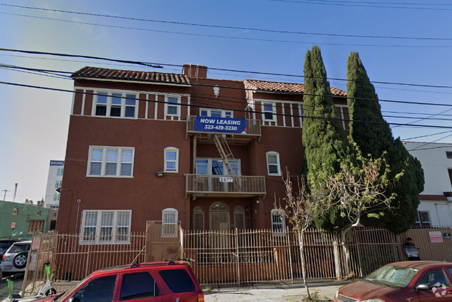 Building Photo - 2877 San Marino St