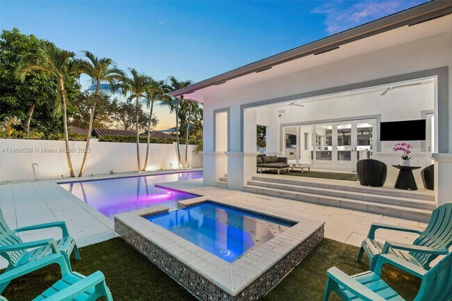 Building Photo - 9580 SW 101st Terrace