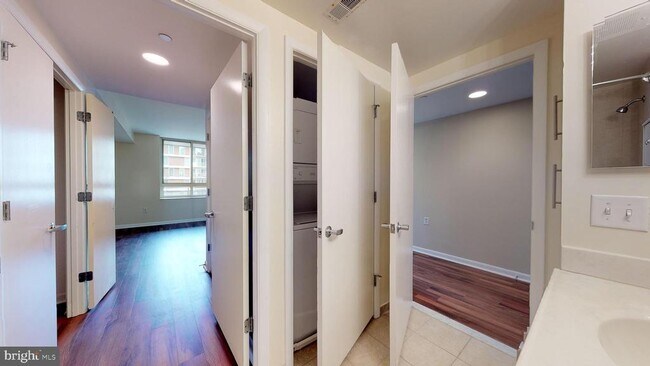 Building Photo - 350 G St SW