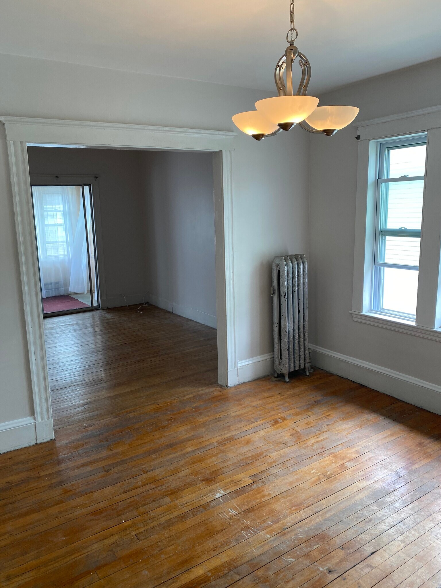 Dining Room into Living Room - 115 Windsor Rd