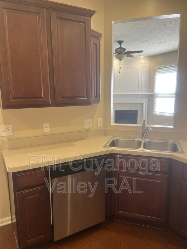 Building Photo - 4046 Gardiner Run