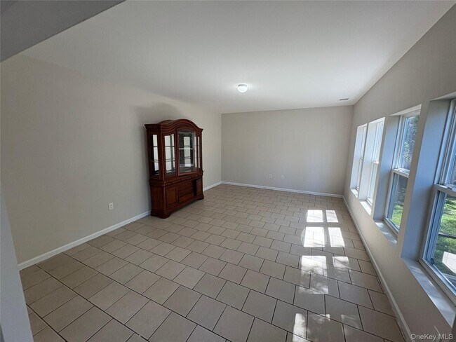 Building Photo - 26 Park Ave