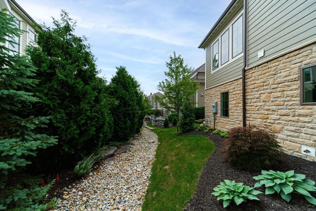 Building Photo - 1474 Dogwood Lp