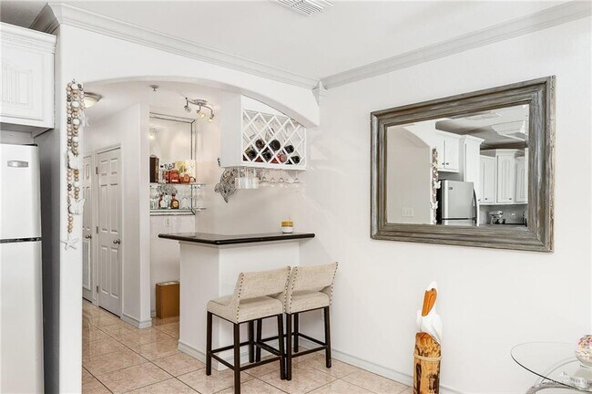 Building Photo - 9 E Campeche St
