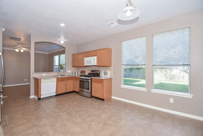 Building Photo - 16414 Pademelon Dr