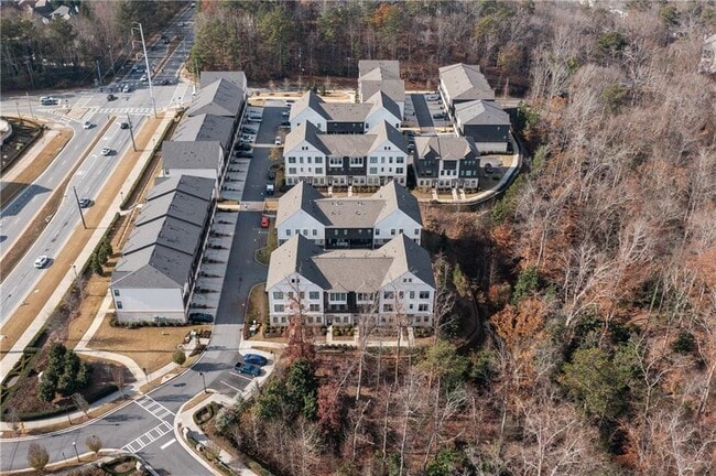 Building Photo - 6529 Beacon Dr