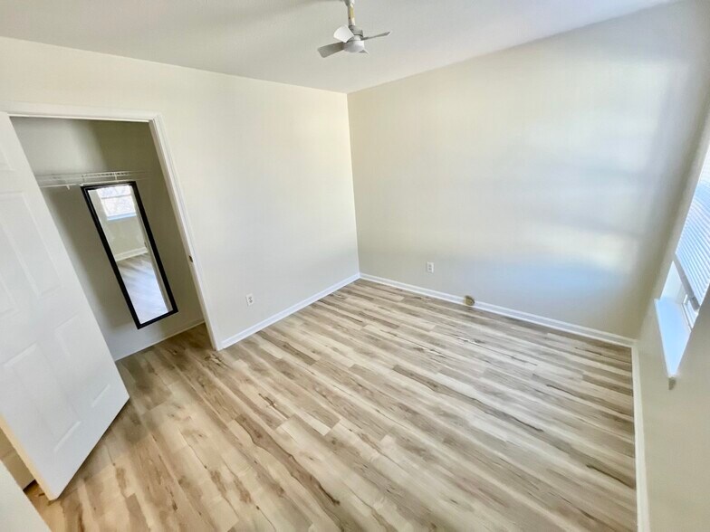 Building Photo - 506 Beals St