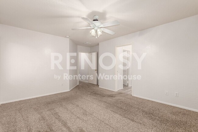 Building Photo - Ideal 3 Br 2 Ba 2 Cg Home Near Loop 303 & Greenway in Surprise!