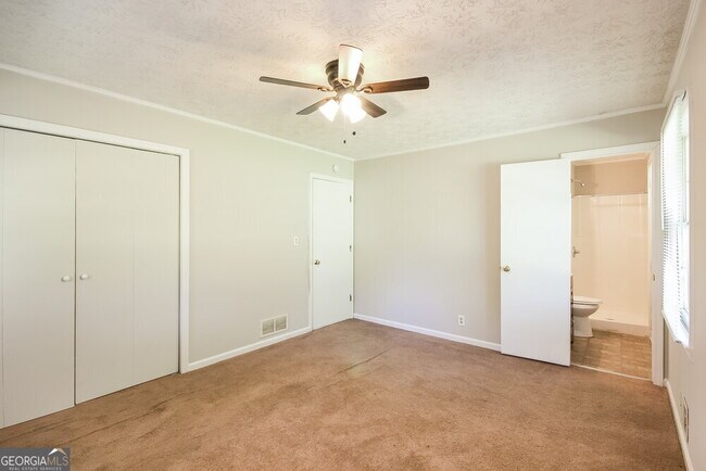 Building Photo - 3730 Sunny Hill Dr