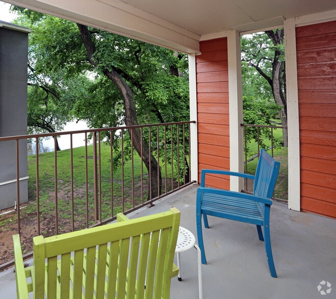 2Bd/2Bath - Brazos Park Apartments