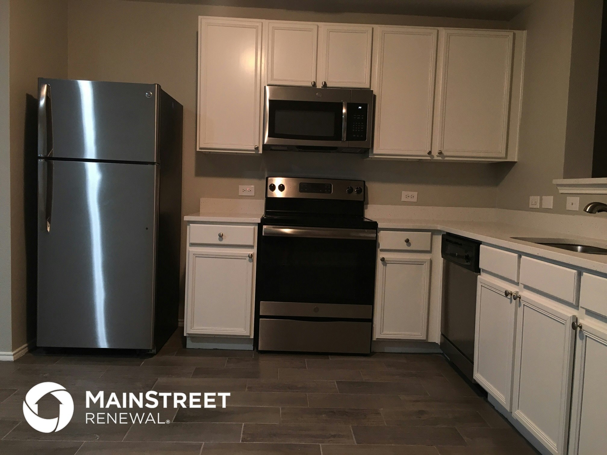 Building Photo - 1111 Antoinette Dr