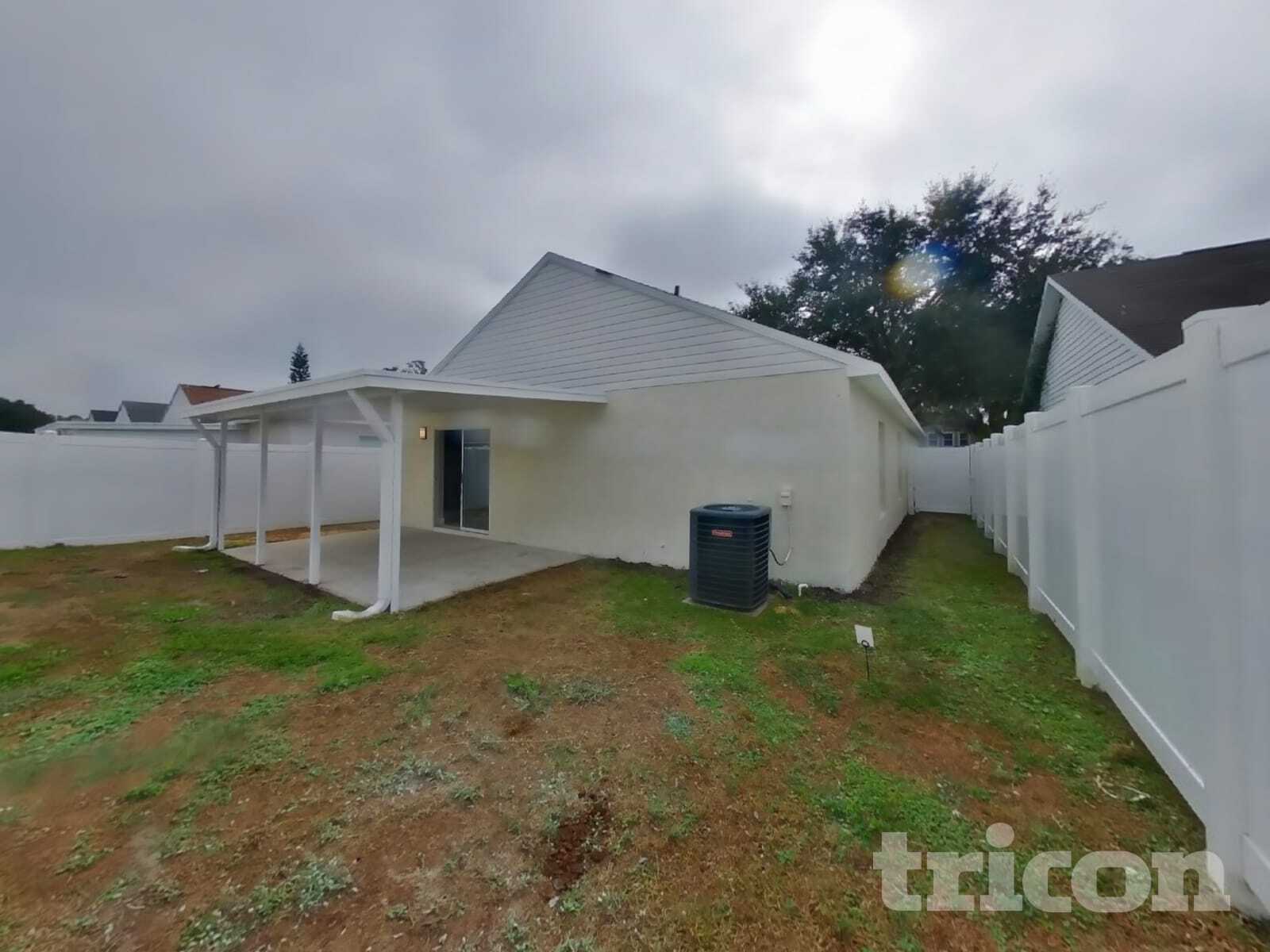 Building Photo - 30229 Double Dr