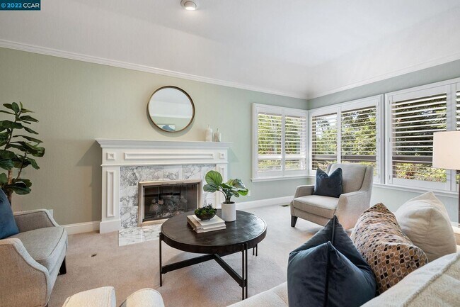 Building Photo - Outstanding 4 Bed 2.5 Bath Alamo Home in Bryan Ranch - Mt. Diablo Foothills!