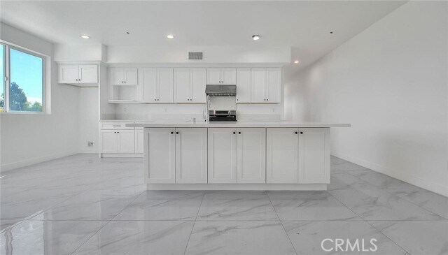 Building Photo - 7341 9th St