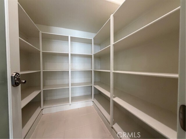 Building Photo - 802 Beacon