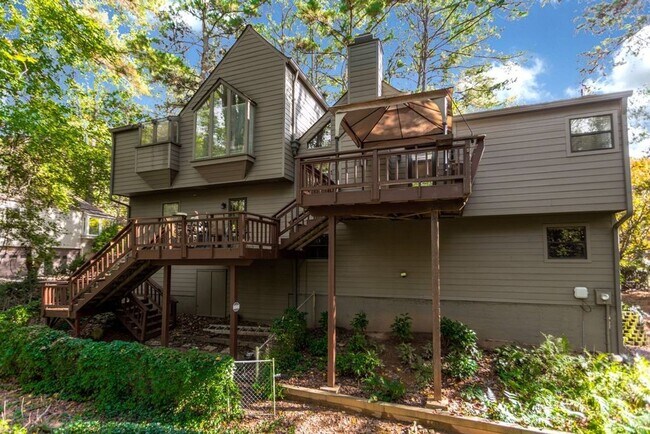 Building Photo - Contemporary East Cobb Home in Pope School...
