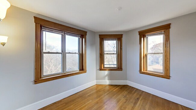 Building Photo - 99 Hancock St