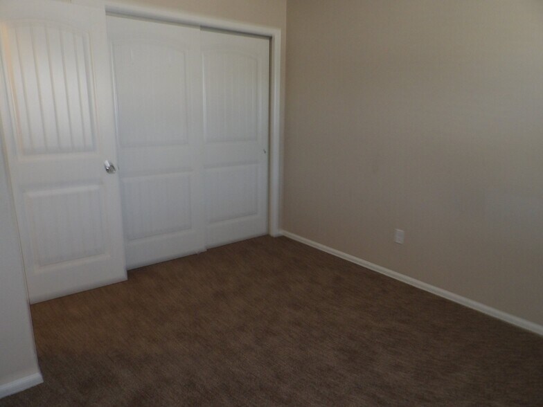 Building Photo - 3019 Shikra View