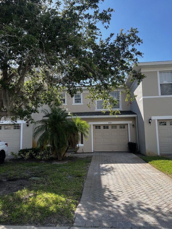 Primary Photo - 2060 Cypress Bay Blvd