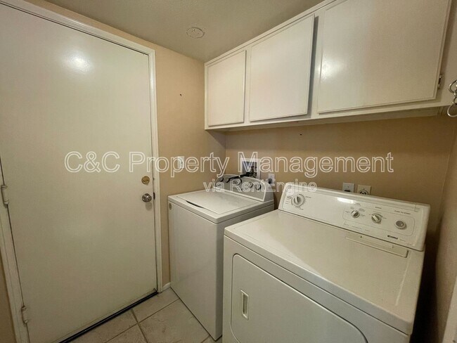 Building Photo - 30364 Falcon Point Ct