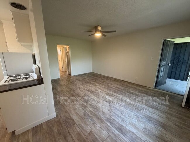 Building Photo - 4714 Slauson Ave