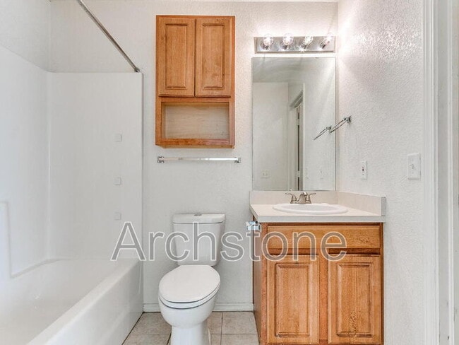 Building Photo - 5508 Del Creek Rd