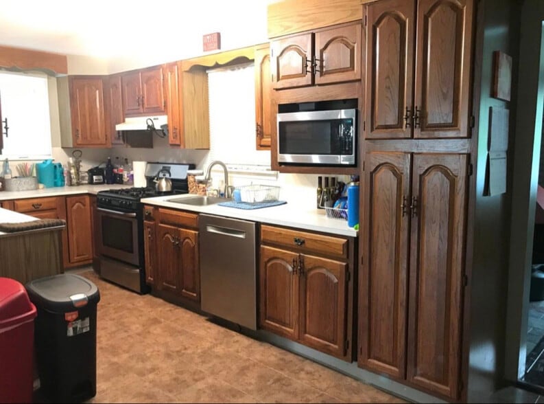 Building Photo - 313 Male Ave