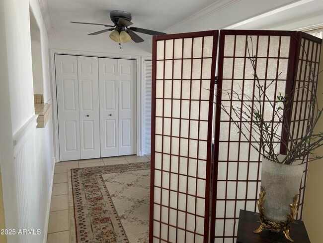 Building Photo - 10926 W Greer Ave